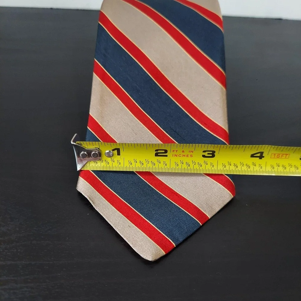 Brooks Brothers Makers Tie Mens Blue Red Tan All Silk Diagonal Stripe USA